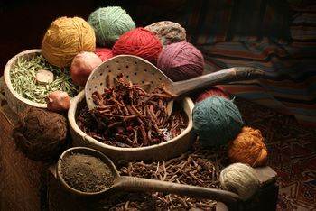 Carpet Dyeing 1-WikiRug.jpg