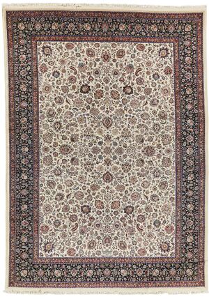 Saber Carpet 4-Sothebys-WikiRug.jpg