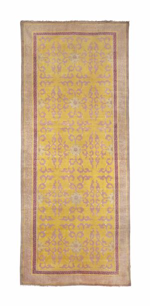 India Carpet 4-Christies-WikiRug.jpg