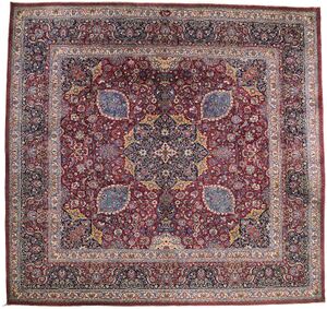 Saber Carpet 2-Sothebys-WikiRug.jpg